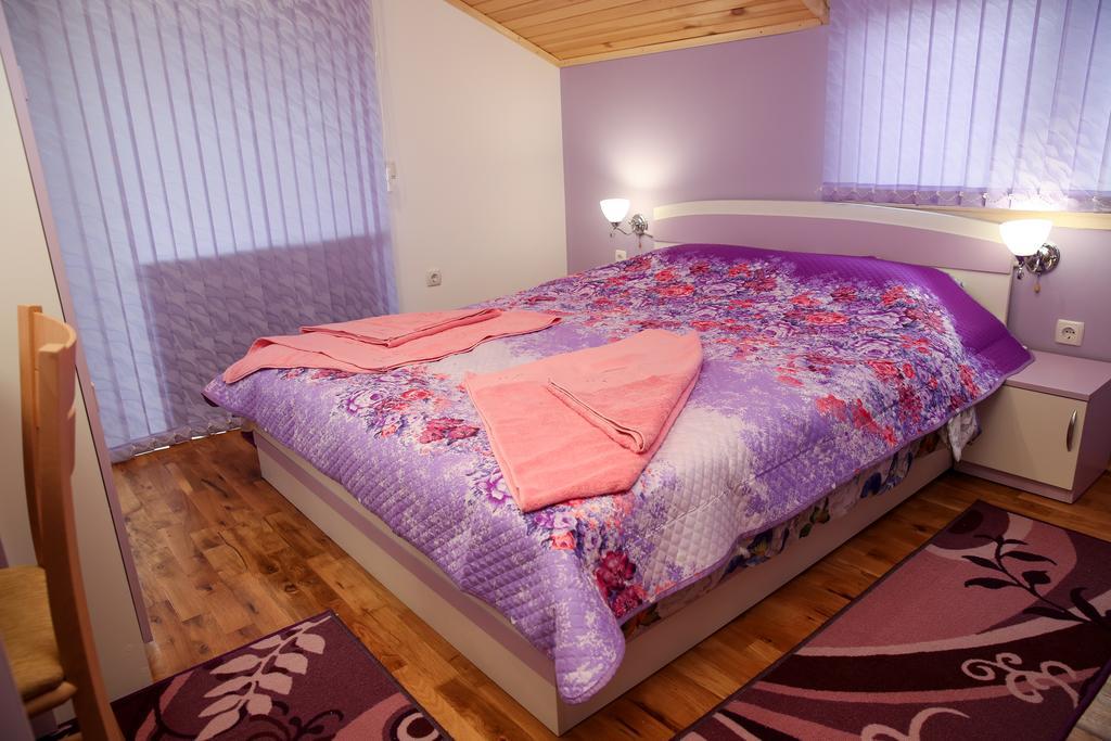 Stanchevata Kashta Hotel Zlatograd Bilik gambar
