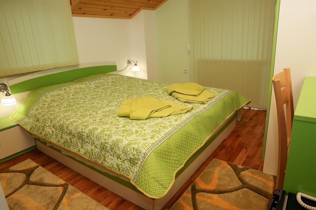 Stanchevata Kashta Hotel Zlatograd Bilik gambar