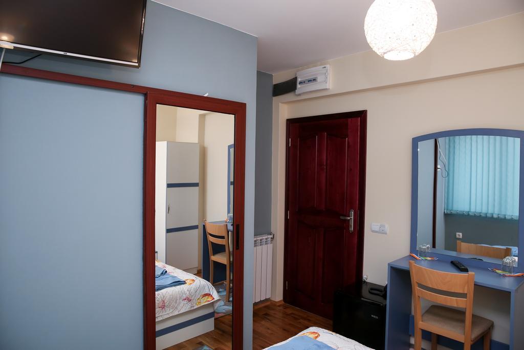 Stanchevata Kashta Hotel Zlatograd Bilik gambar
